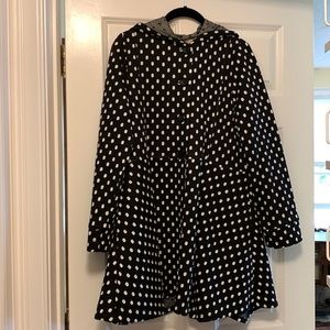 Comfy (and comfortable!) lightweight A-line hooded jacket.